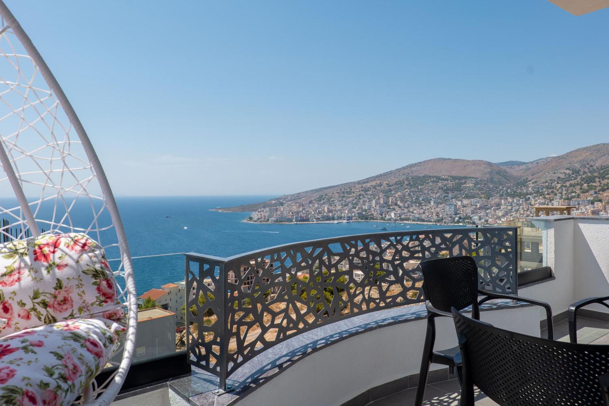 Arrei Hotel Sarandë Exterior foto