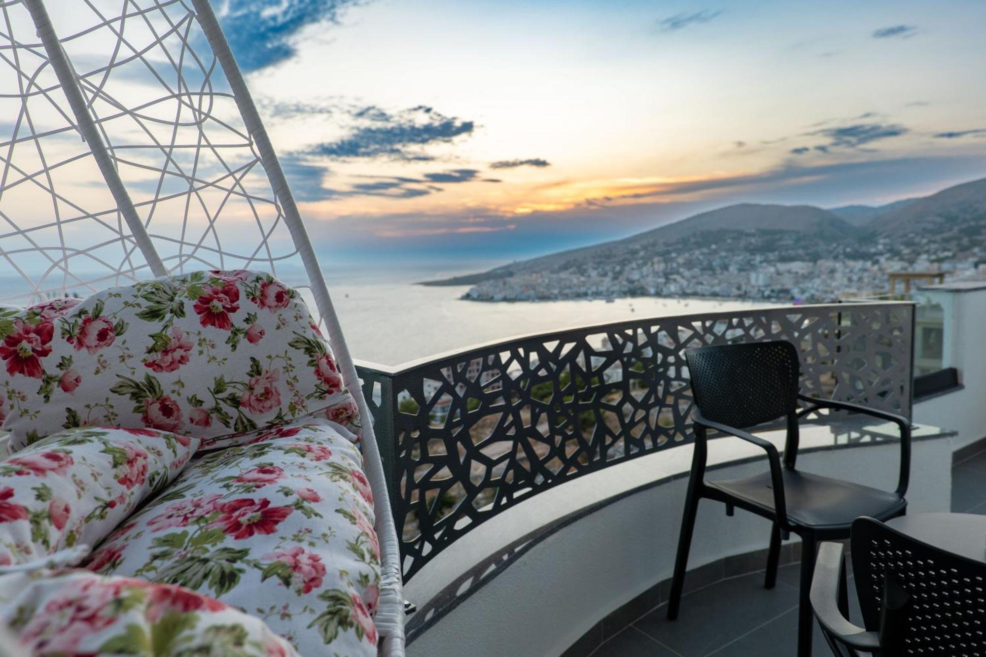 Arrei Hotel Sarandë Exterior foto